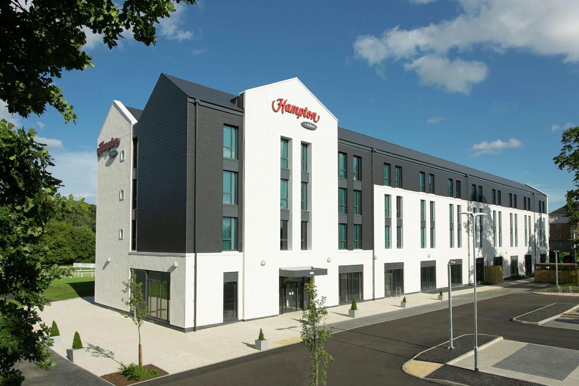 Hampton By Hilton Hamilton Park Ξενοδοχείο Εξωτερικό φωτογραφία